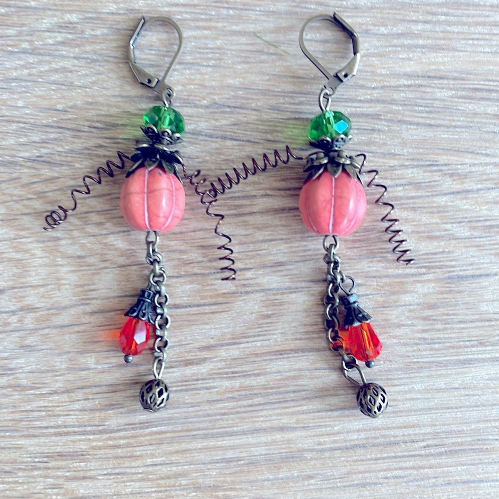 HAND CRAFTED AUTUMN EARRINGS Fall Halloween Thanksgiving Orange Pumpkins Vines - Picture 6 of 12